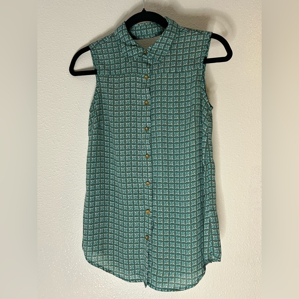 Zac & Rachel Teal Geometric Sleeveless Button Down Shirt Size Medium